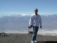 07-Dad_at_Dante's_Peak_overlook