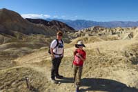 21-Mommy_and_Kenny_with_pretty_scenery