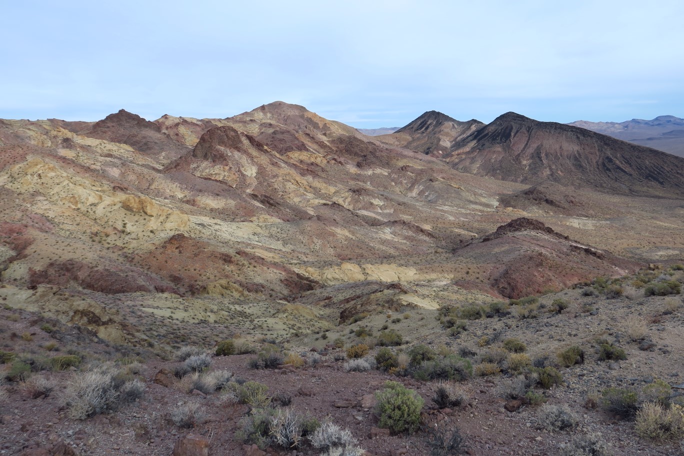 08-peaks_to_the_north