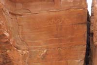07-zoom_view_of_petroglyphs