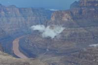 21-neat_cloud_in_middle_of_canyon