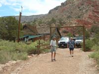 30-Neil_and_Richard_coming_back_from_talking_with_the_ranger