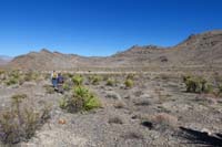 19-walking_through_open_desert_back_to_vehicle-Creech_Overlook,Butte_with_ridge_descent_route