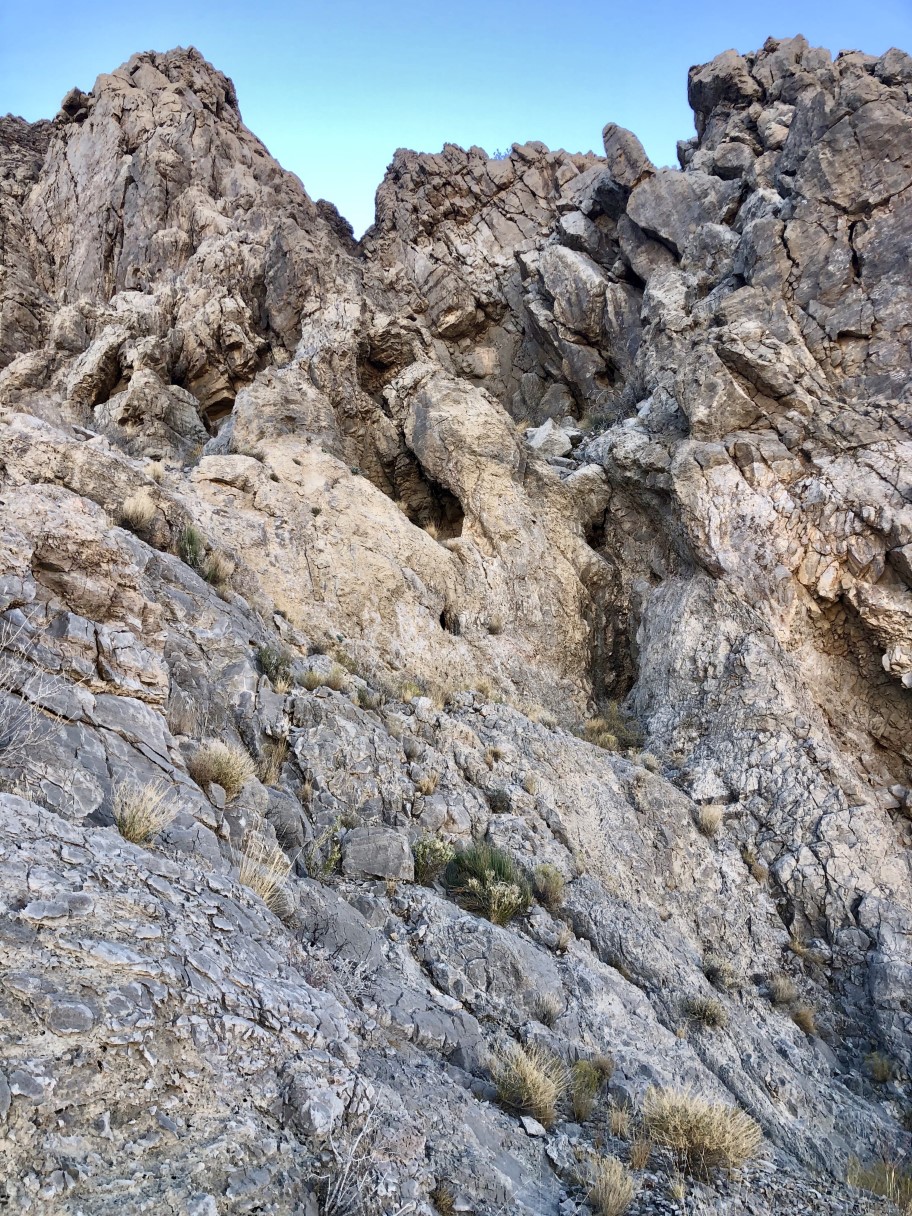 08-interesting_rocks-from_Laszlo