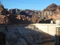 03-bridge_from_an_overlook_on_Arizona_side
