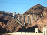 04-Nevada_side_of_the_bridge_from_the_same_overlook