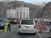 20-wow_Dam_Police_rarely_direct_traffic