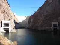 07-Hoover_Dam_and_Stoney_Gates