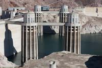 03-zoom_of_intake_towers