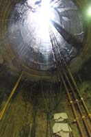 24-looking_up_the_access_shaft