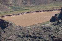 06-zoom_view_of_swift_flowing_river