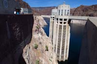 25-Nevada_intake_and_lake_view