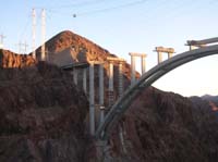 201001C-view_of_the_Arizona_side_of_the_bridge_from_overlook_on_Nevada_side