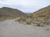 04-view_from_where_we_drove_up_the_wash