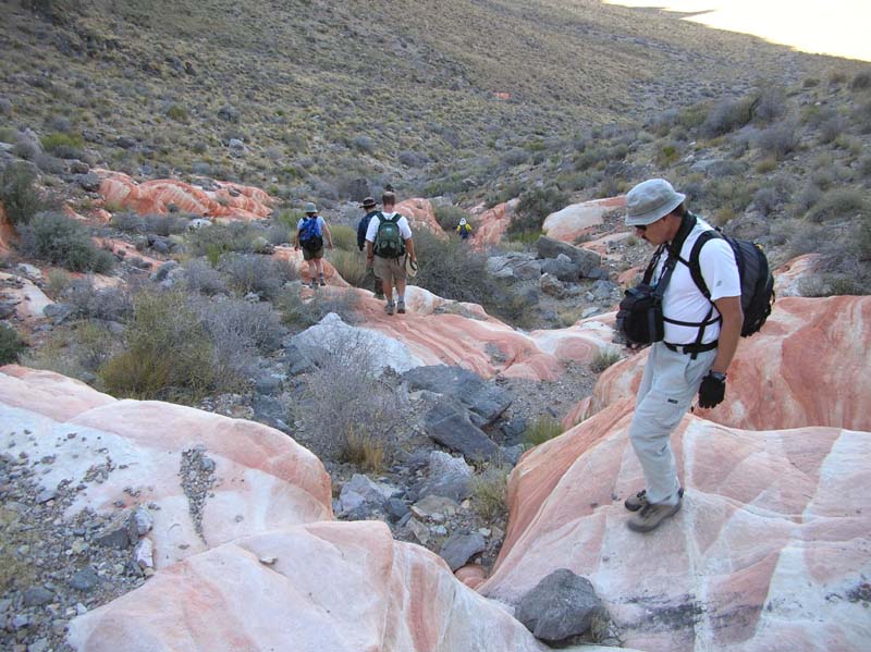 77-heading_down_wash_boulders