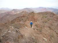 20-Dad_on_ridgeline_to_peak