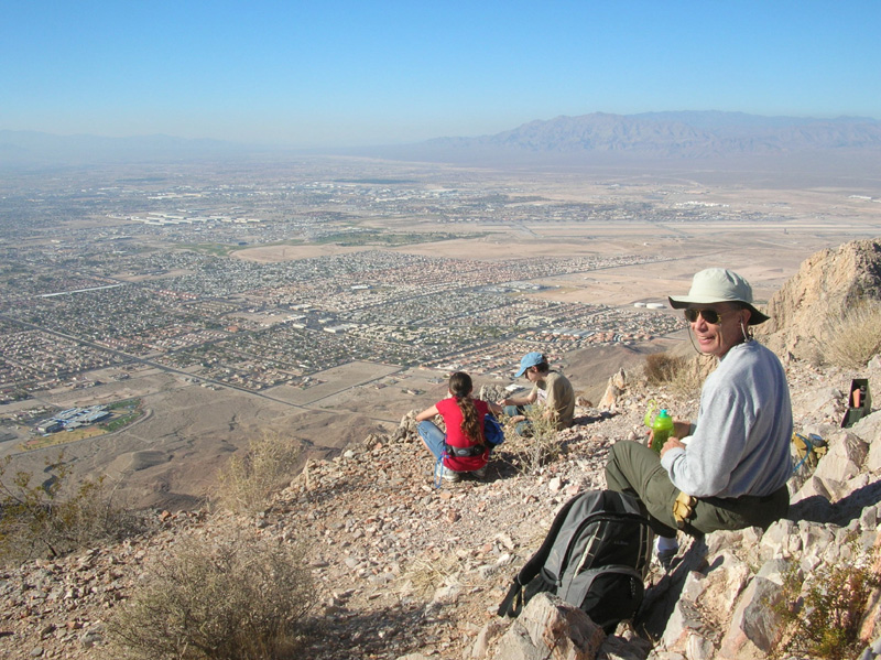 37-Dad_on_the_peak_overlooking_Nellis_AFB