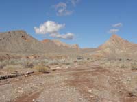 41-scenic_view_in_Calville_Wash_on_the_way_back_to_the_car
