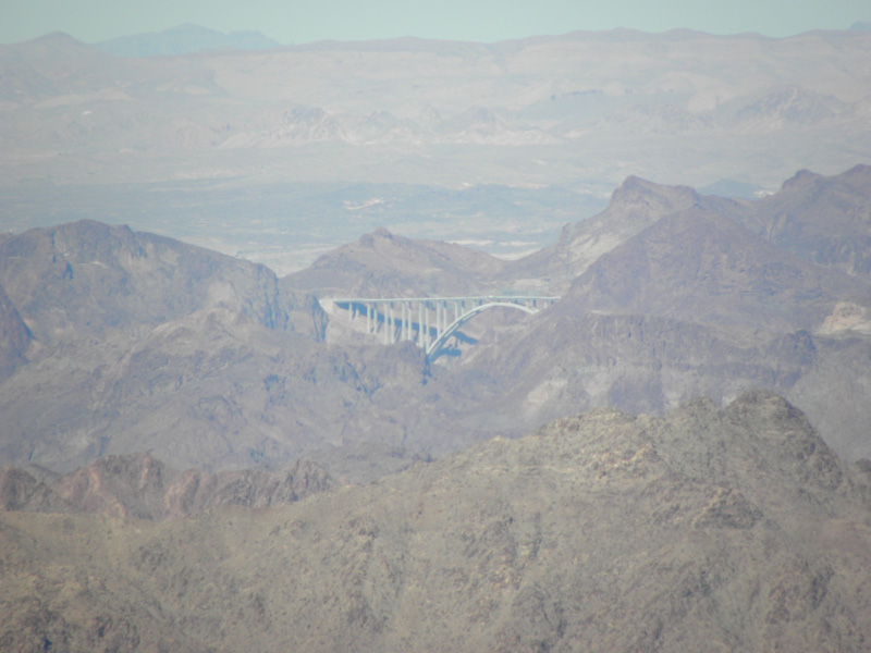 36-Hoover_Dam_bypass_bridge_visible-max_optical_zoom