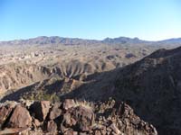 08-pretty_alluvium_and_mountains_in_background