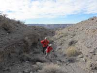 40-looking_back_at_Luba_and_Kenny-Daddy_carrying_Kenny's_pack