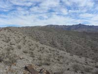 44-heading_towards_the_highpoint_ahead_following_ridgeline-Mt._Wilson_in_distance