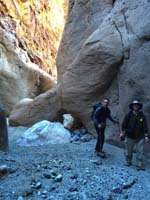 64-Greg_and_I_in_slot_canyon-from_Laszlo