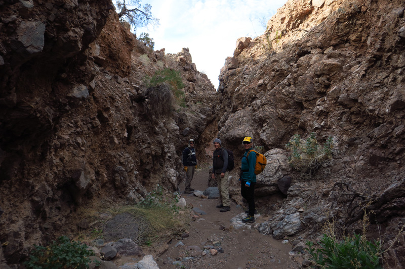 05-group_in_a_slot_canyon