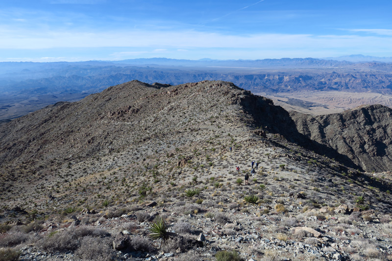 13-looking_back_to_group_on_ridgeline