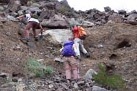 08-scrambling_up_alluvium_with_more_sedimentary_deposits-not_very_solid-crumply-be_careful