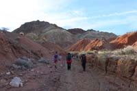 07-group_hiking_through_drainage
