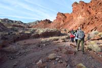 08-group_hiking_through_drainage