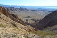 06-looking_back_to_where_we_came_from,car_out_of_view_to_R-Lake_Mead_Blvd_below
