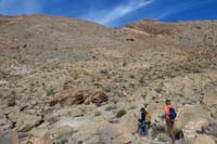 10-Ed_and_Laszlo_heading_up_slope_to_Sunrise_Mountain