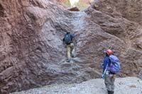 03-scrambling_class_4_wall_using_rope_with_knots_left_by_someone_else