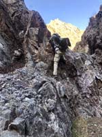 30-me_scrambling_down-from_Laszlo