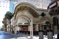 102-Golden_Nugget_entrance_on_Fremont_St_is_closed