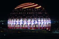 51-Sphere_displays_the_Rockettes