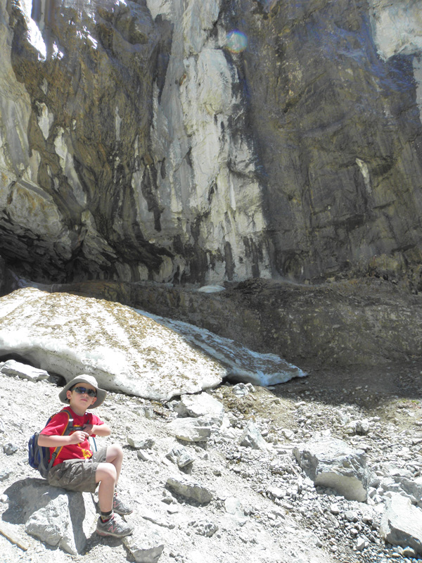 16-Kenny_at_the_snowpack-ice_and_waterfall