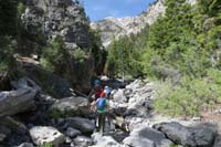 04-scrambling_up_the_wash_to_the_falls