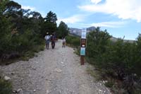 27-Keesha_and_Edmund_at_the_trailhead