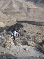 04-hiking_the_steep_side_of_the_peak