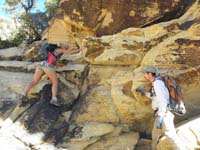 40-Jutta_with_a_tough_scrambling_move