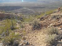 26-barbed_wire_fence-easy_climb_under_wire-follow_usage_trail