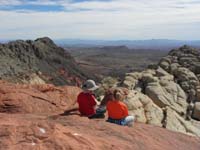 15-awesome_picture_of_Kenny_and_Sarah_enjoying_the_views-New_Peak,Las_Vegas_Strip,Calico_Tanks_Peak