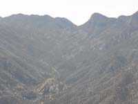 50-scenic_views-looking_SSW-zoom_of_Rocky_Gap_Rd-Pink_Jeep_turnaround_at_bottom