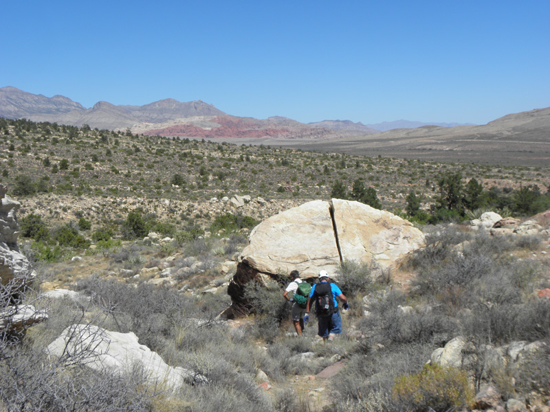 37-hiking_back_to_the_car