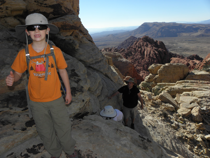 09-srambling_to_Calico_Tanks_Peak