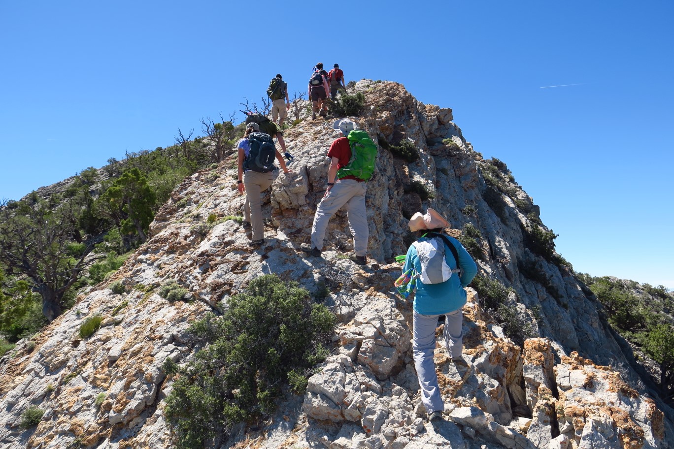 27-group_ascending_towards_peak