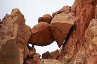 05-chock_stone_arch